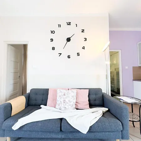 Cozy 1Br Apt With City Skyline View - Purple Skyline Budapest Exterior photo