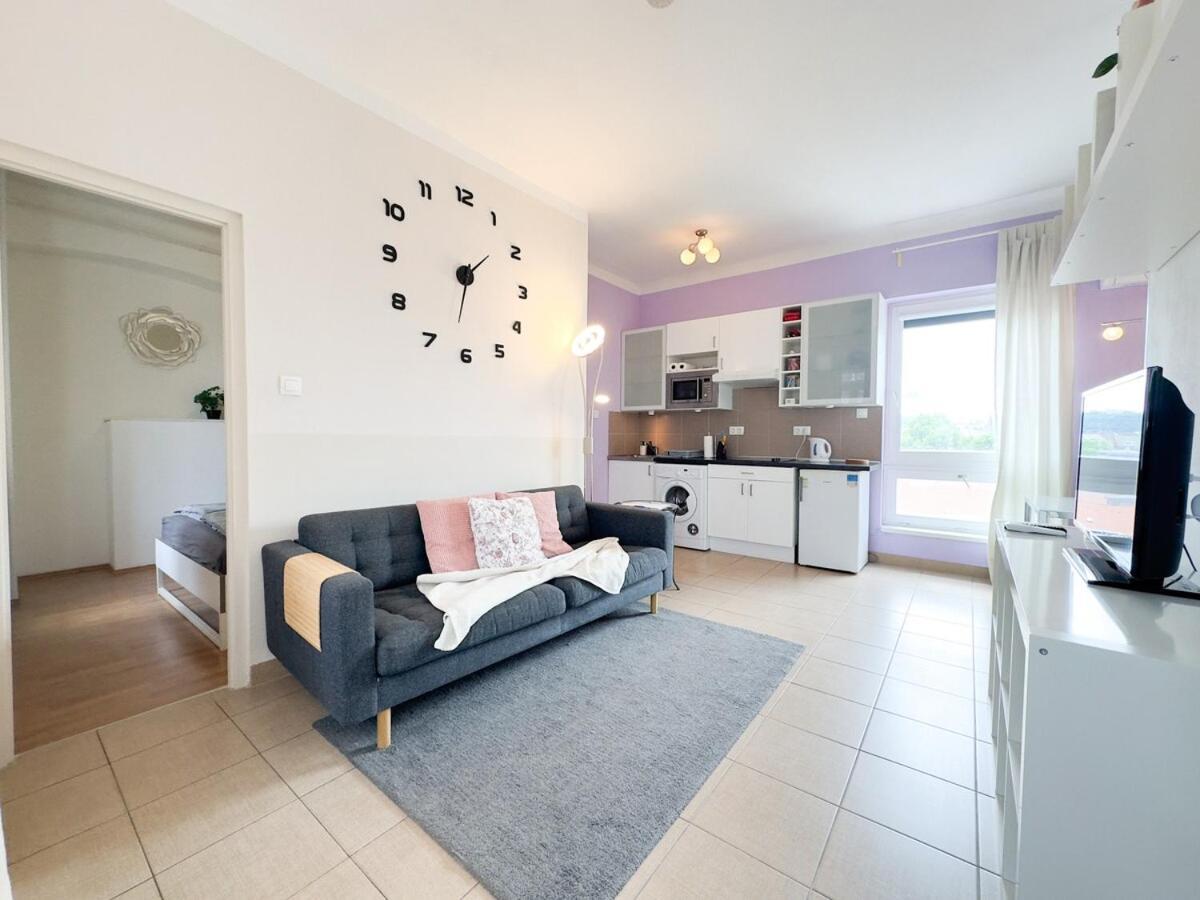 Cozy 1br With Skyline View - Purple Skyline Апартаменты