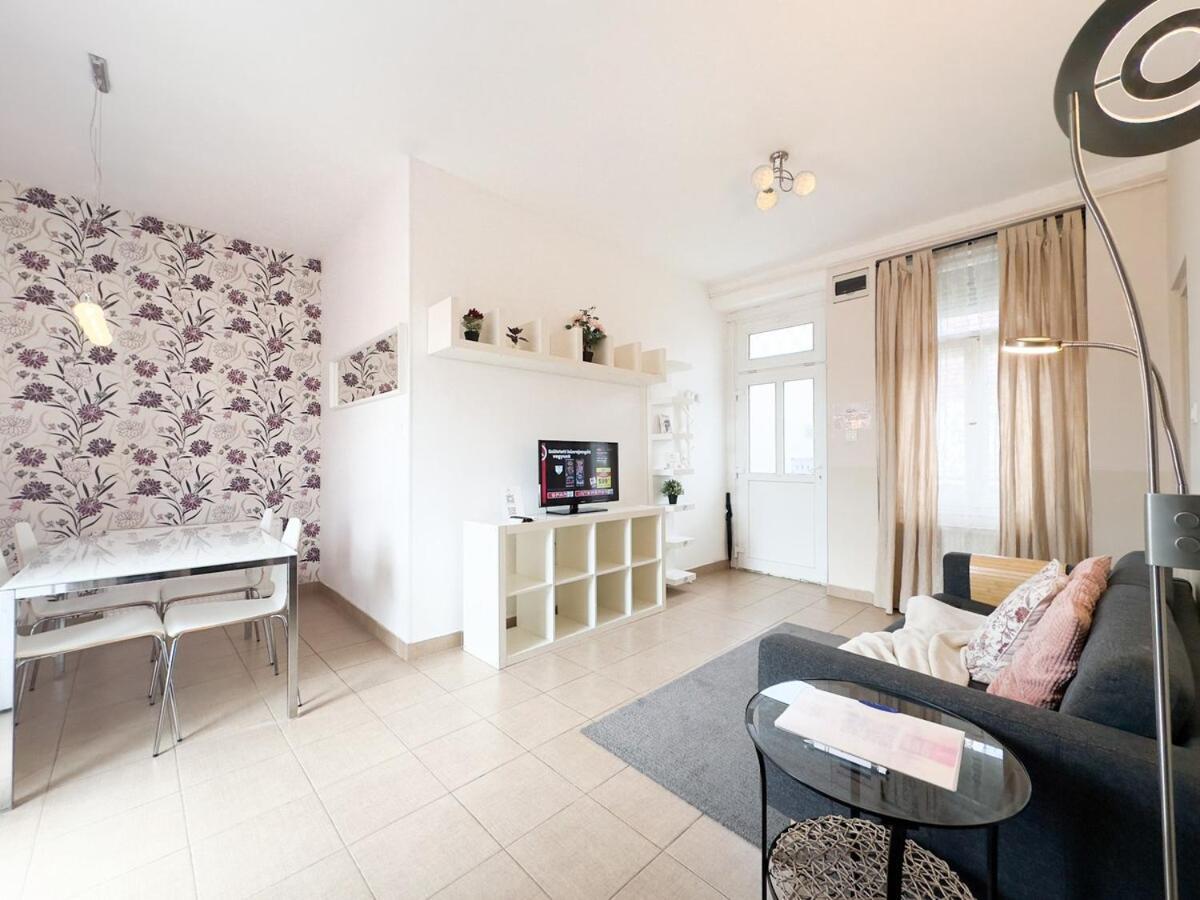 Cozy 1br With Skyline View - Purple Skyline Апартаменты *